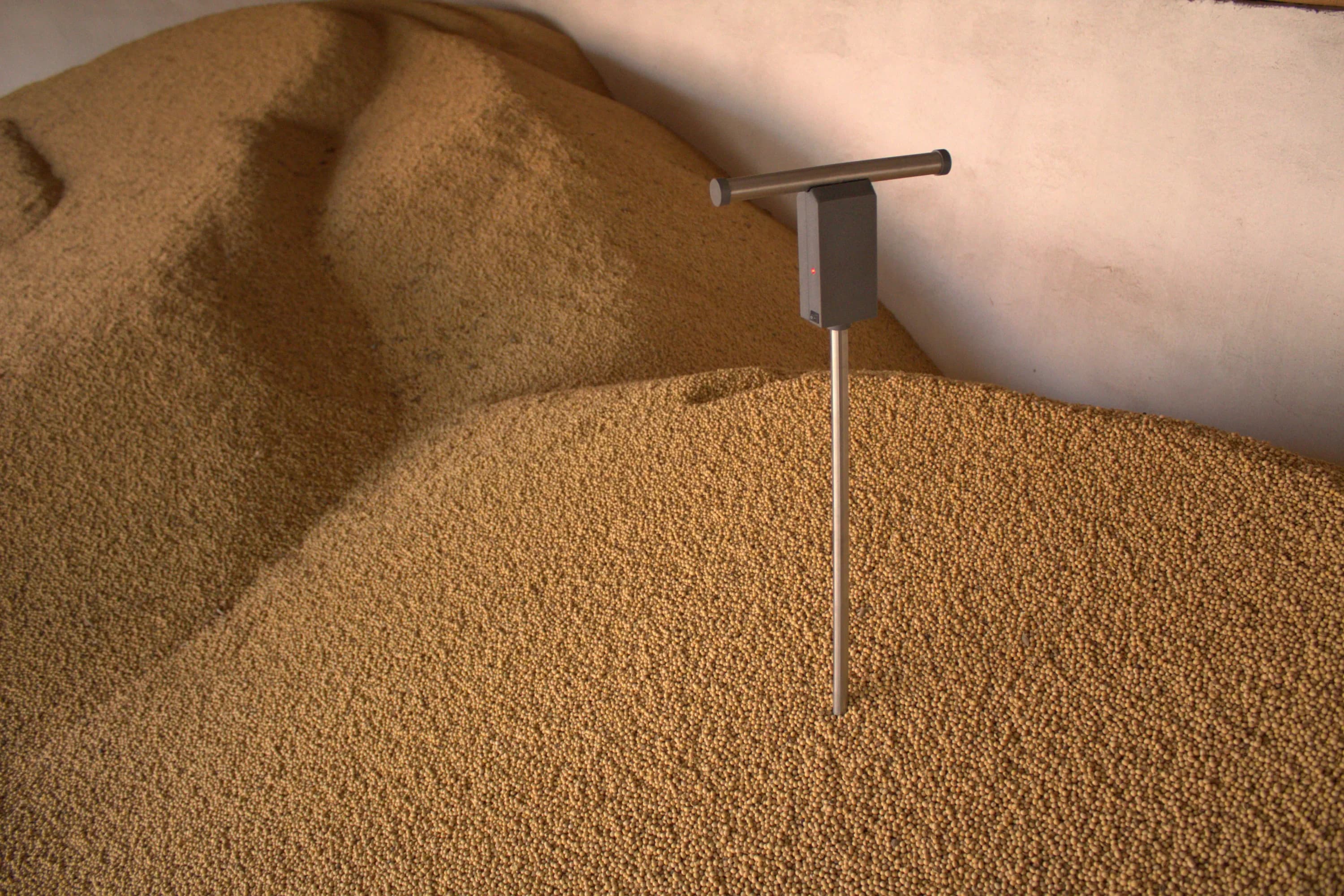 GrainSection, встановлений у зерновий насип на складі